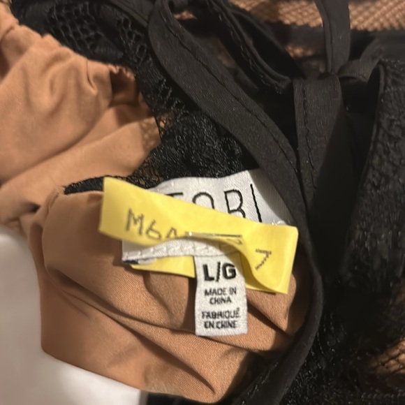 Toni - Picture 8 of 8